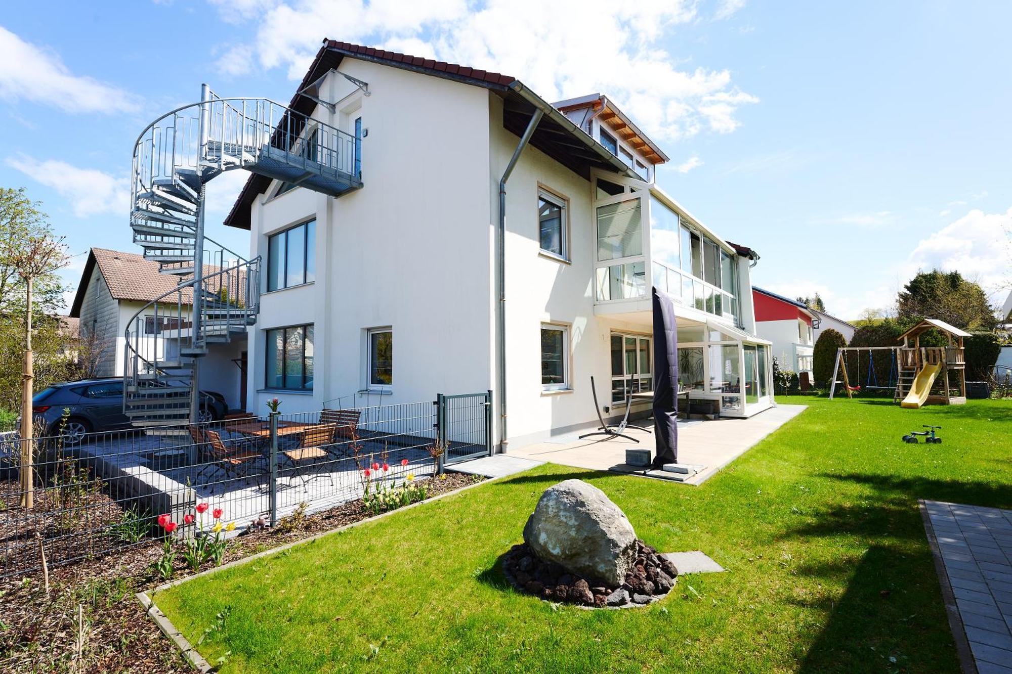 Ruhige Ferienwohnung Naehe Des Zentrums Marktoberdorf Exterior foto